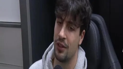 国乒多哈站男双夺冠，男单征程遇阻——新华网报道