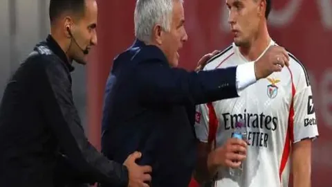 切尔西1-2纽卡斯尔：帕尔默独中两元，杰克逊补刀取胜